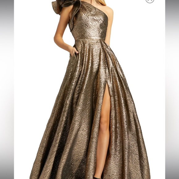 Crinkle Metallic Ruffle One Shoulder Gown - Picture 1 of 4